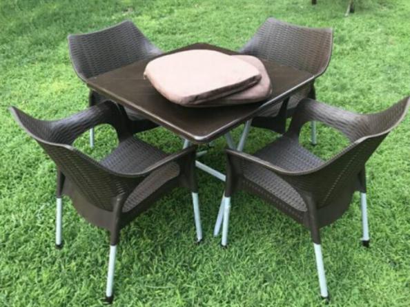 خرید مستقیم صندلی پلاستیکی باغی