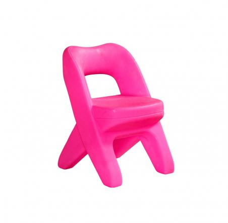 مزایای صندلی پلاستیکی نسبت به سایر صندلی ها